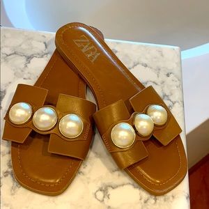 Zara Pearl Sandals